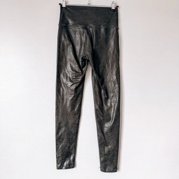 Aerie Offline Green Coated High Waist Legging Size Small - Picture 4 of 7